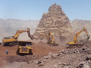 معدن سنگ آهن هماتیتی رضوان، پدیده کاوش ایرانیان